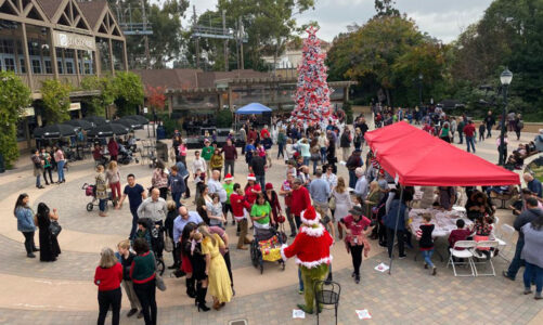 Old Globe presents holiday event online